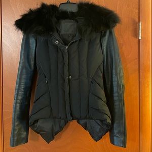 Dawn Levy Down Jacket Size Small